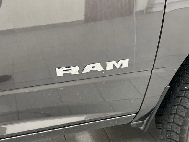 Used 2025 RAM 2500 Laramie AWD/4WD image 6