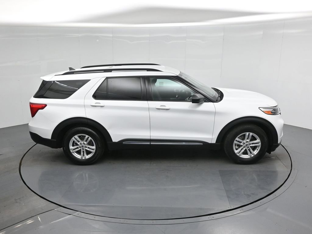 Certified 2021 Ford Explorer XLT RWD image 40