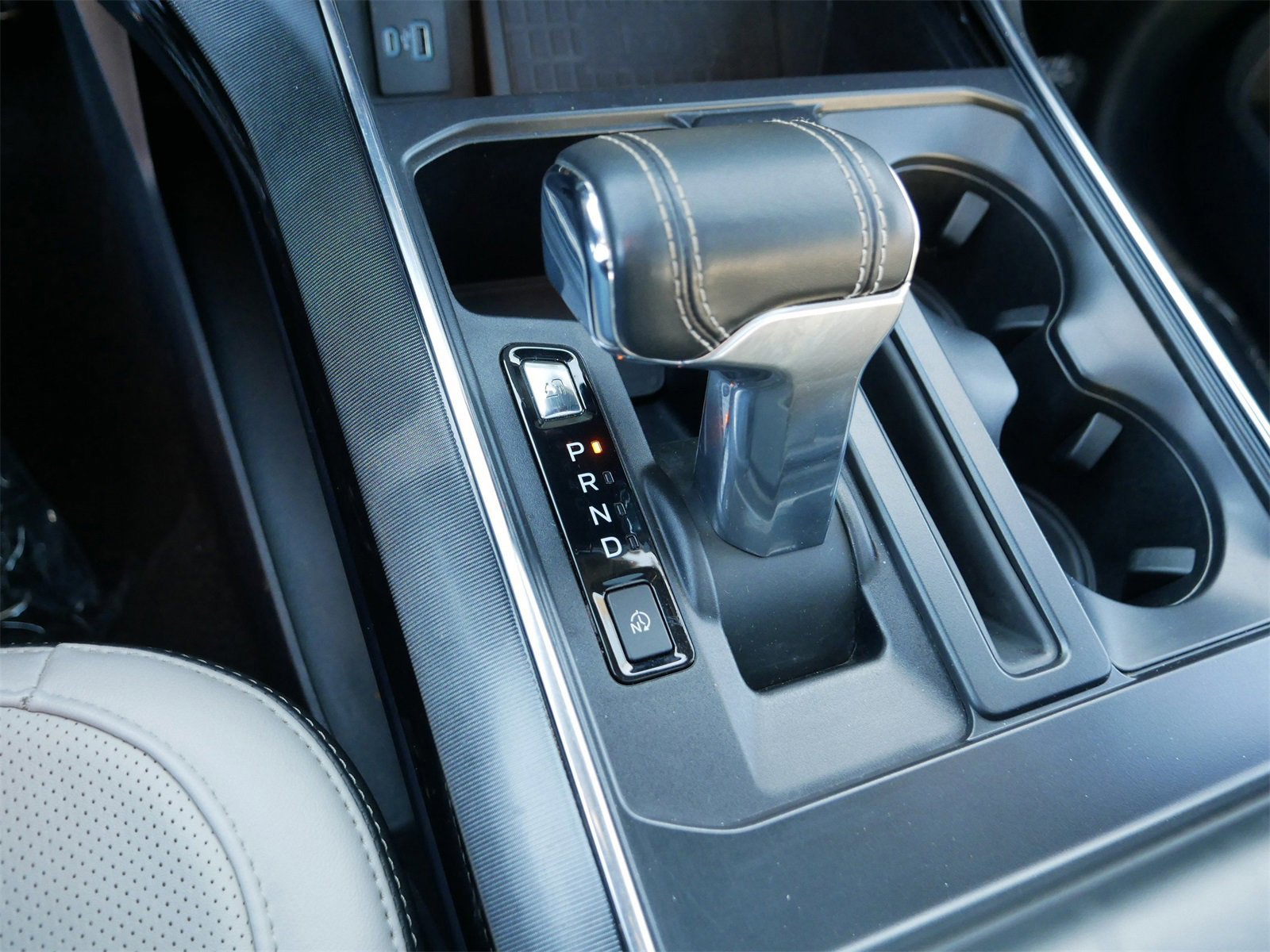 Certified 2022 Ford F150 Lightning Platinum image 24