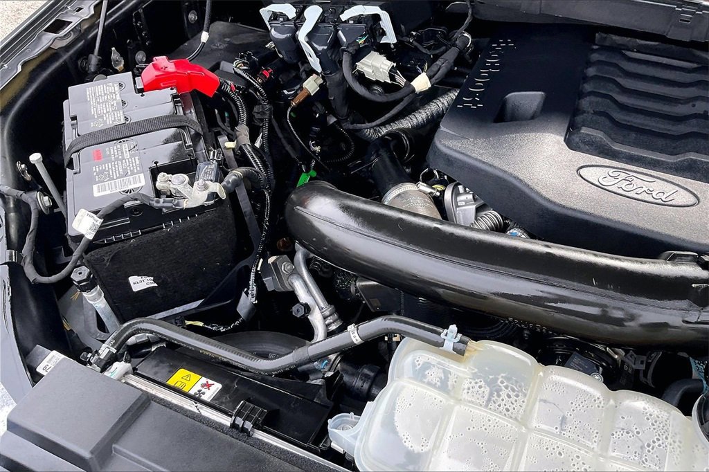 Certified 2022 Ford F150 XLT w/ Equipment Group 302A High image 30