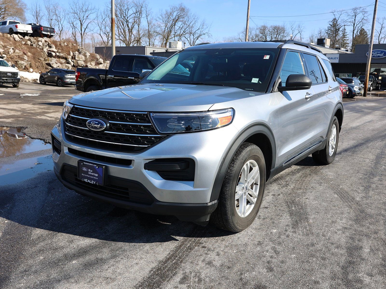 Certified 2022 Ford Explorer XLT w/ Class IV Trailer Tow Package image 7