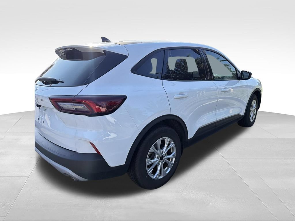 Certified 2025 Ford Escape Active FWD image 4