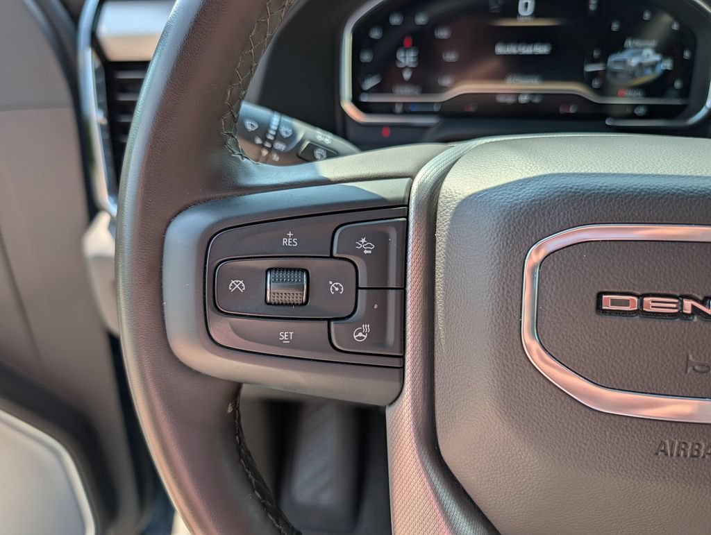 Used 2025 GMC Sierra 2500 Denali AWD/4WD image 10