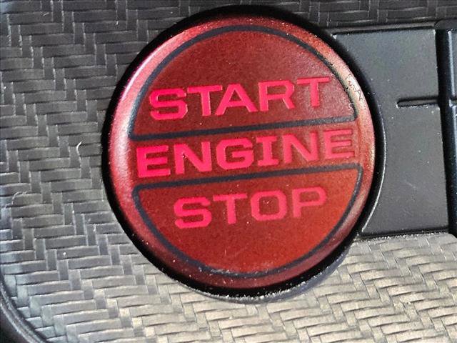 Certified 2025 Ford Mustang Coupe RWD image 13