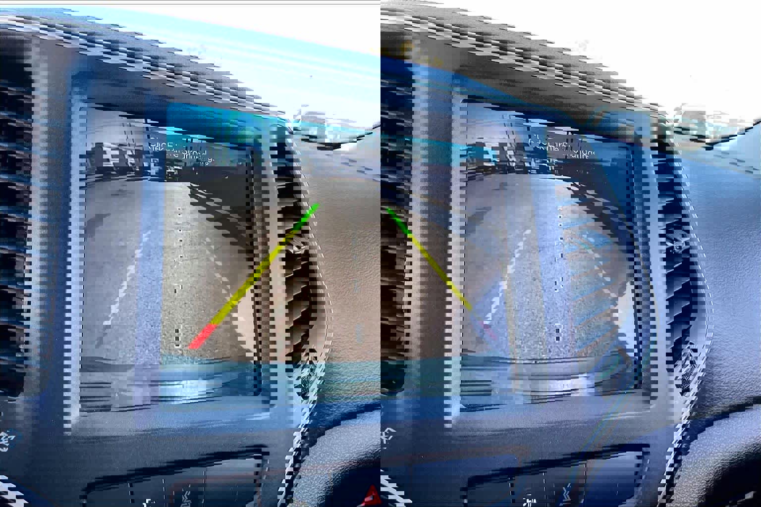 Used 2019 Jeep Cherokee Trailhawk w/ Cold Weather Group image 26