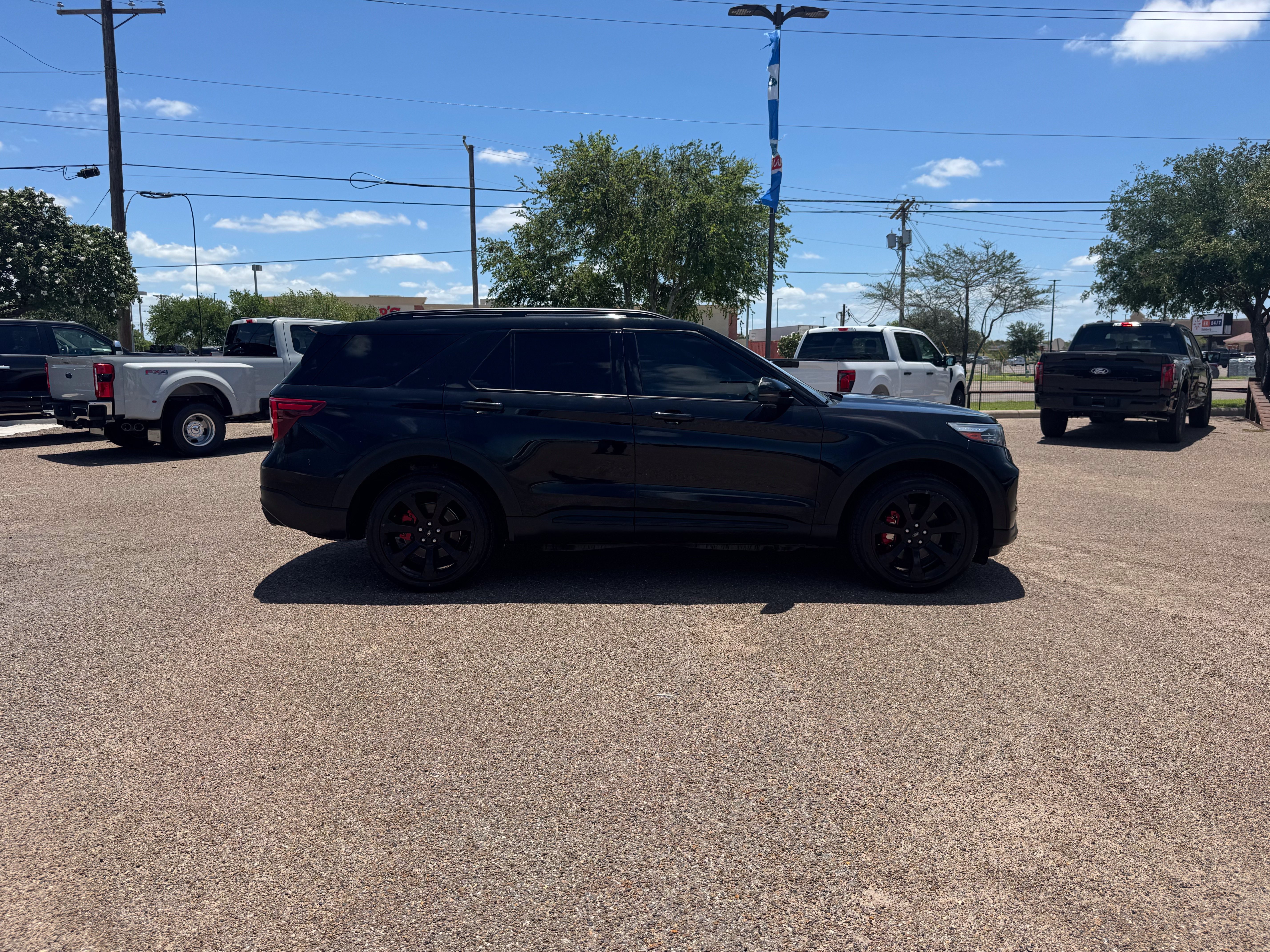 Certified 2023 Ford Explorer ST w/ Equipment Group 401A AWD/4WD image 4