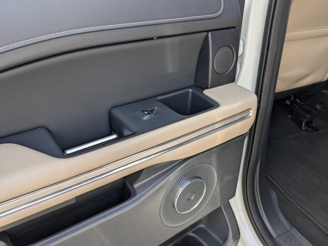 Certified 2024 Ford Expedition Limited AWD/4WD image 28