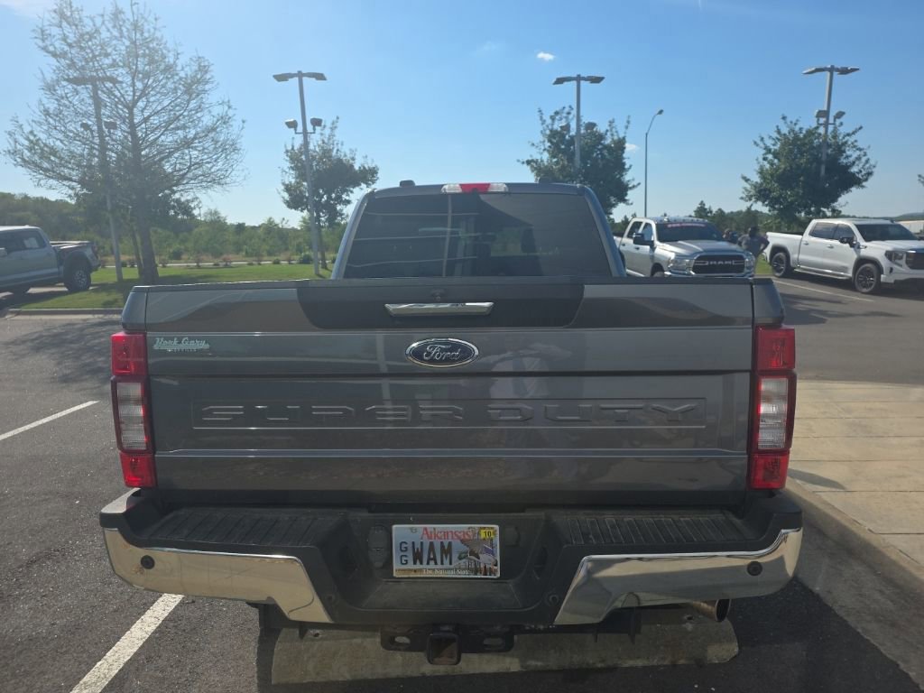 Certified 2021 Ford F250 XLT w/ Tremor Off-Road Package AWD/4WD image 4