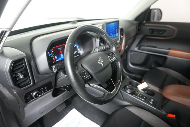 Certified 2023 Ford Bronco Sport Outer Banks w/ Tech Package AWD/4WD image 18