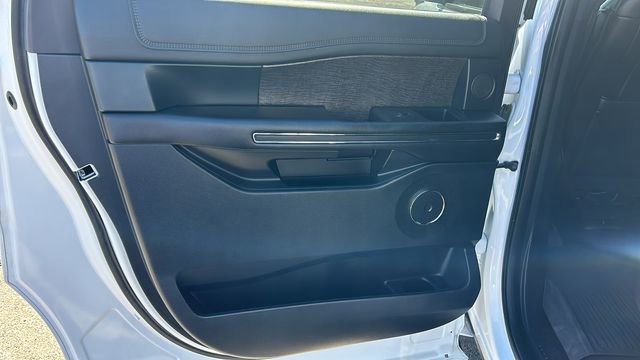 Certified 2021 Ford Expedition Max Limited image 15