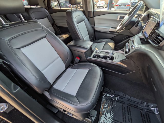 Certified 2023 Ford Explorer XLT w/ Equipment Group 202A AWD/4WD image 28
