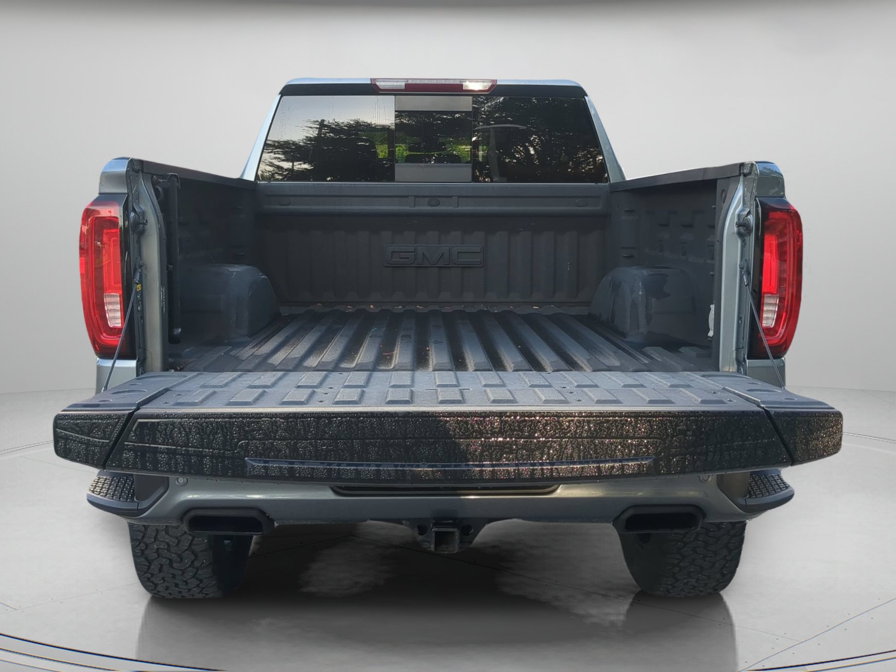 Used 2020 GMC Sierra 1500 SLT w/ SLT Premium Plus Package AWD/4WD image 46