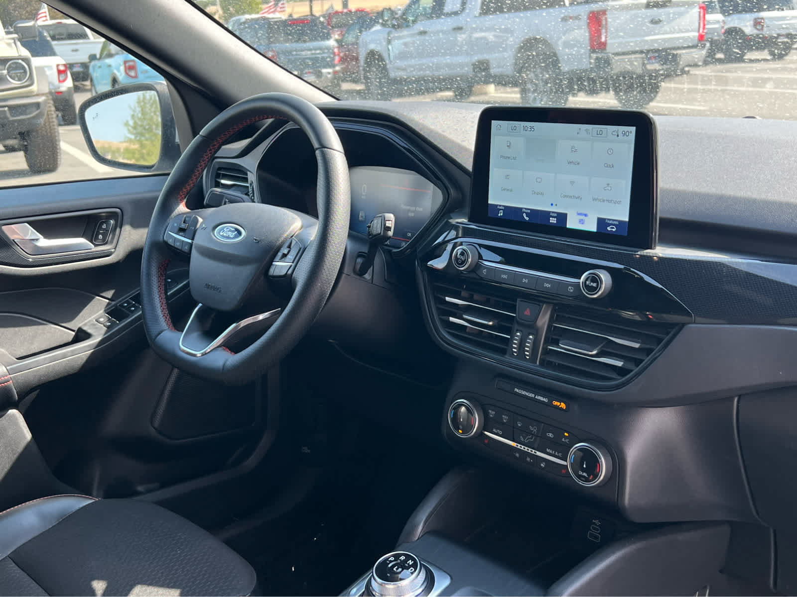Certified 2025 Ford Escape ST-Line Select AWD/4WD image 20