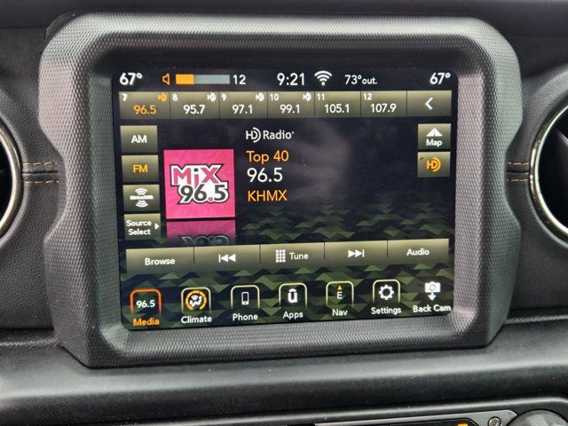 Used 2020 Jeep Wrangler Unlimited Sahara image 15