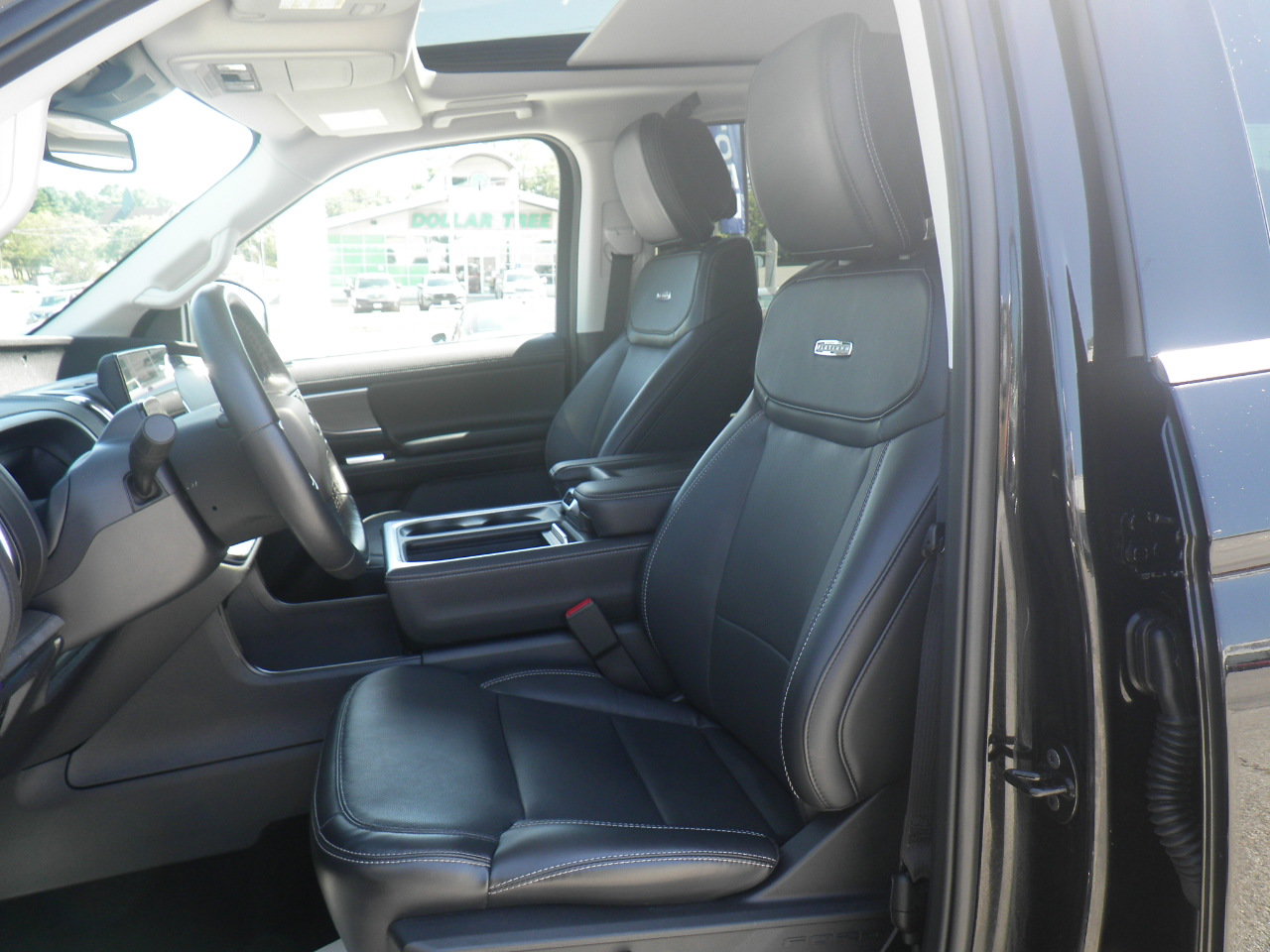Certified 2026 Ford Expedition Platinum w/ Driver's Package AWD/4WD image 13