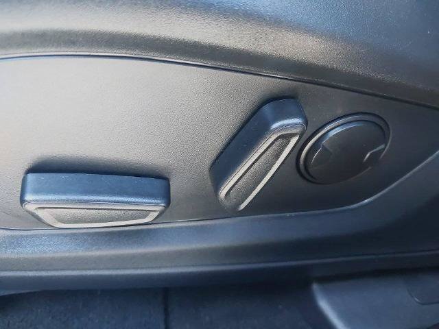 Certified 2025 Ford Explorer ST-Line AWD/4WD image 23