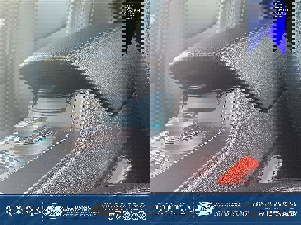 Certified 2016 Ford Explorer XLT w/ Equipment Group 202A image 21