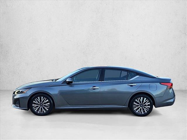 Used 2023 Nissan Altima 2.5 SV FWD image 9