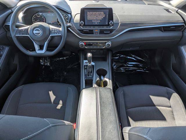 Used 2025 Nissan Altima 2.5 SV FWD image 16
