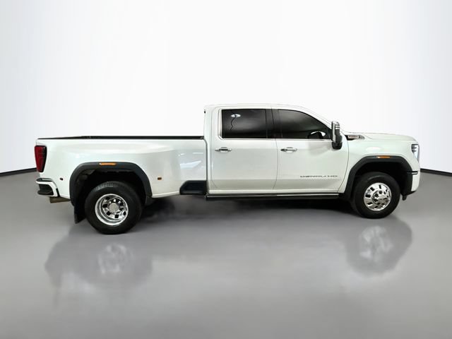 Used 2024 GMC Sierra 3500 Denali w/ Technology Package AWD/4WD image 8