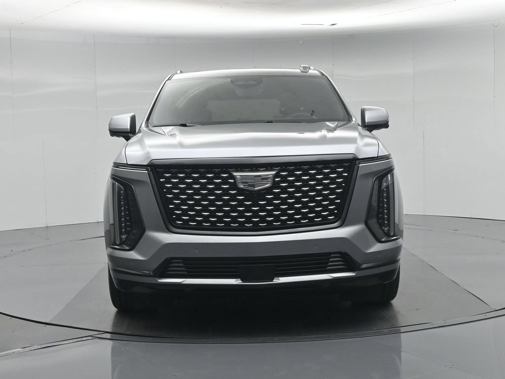 Used 2025 Cadillac Escalade Premium Luxury w/ Touring Package AWD/4WD image 32