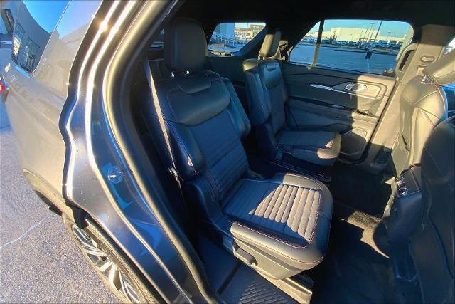 Certified 2025 Ford Explorer ST-Line image 18
