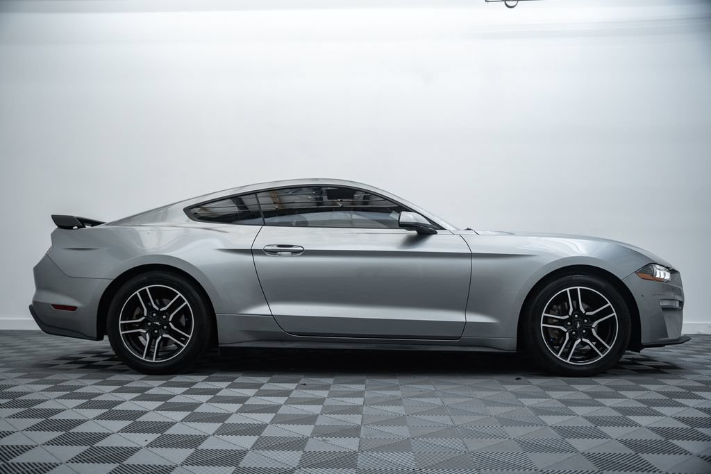 Certified 2021 Ford Mustang Premium RWD image 4