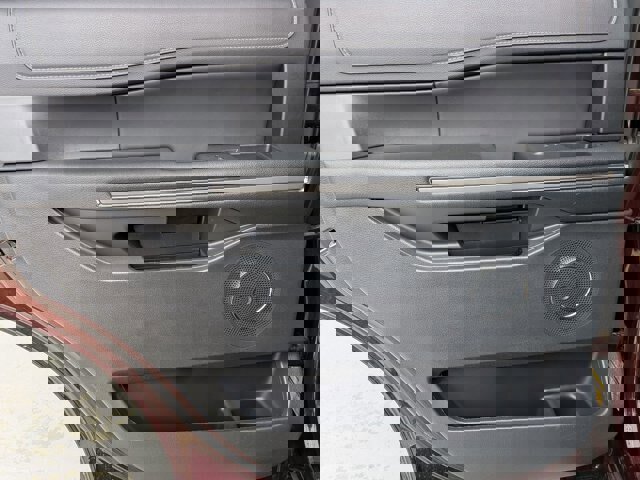 Certified 2024 Ford Expedition XLT image 24