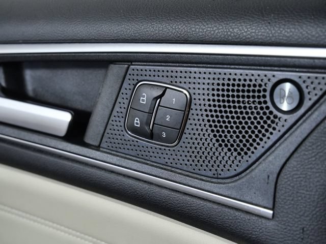 Certified 2019 Ford Edge Titanium FWD image 26