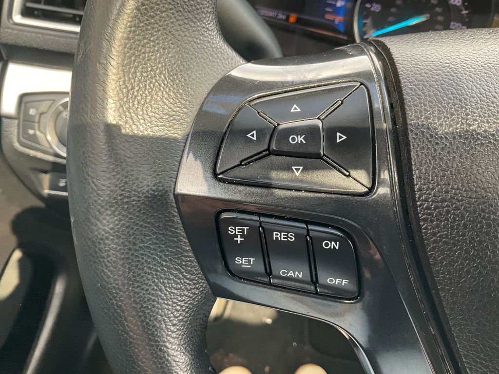 Certified 2017 Ford Explorer XLT w/ Equipment Group 202A image 19