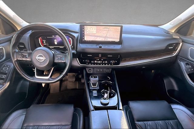 Used 2024 Nissan Rogue Platinum w/ Platinum Premium Package AWD/4WD image 12