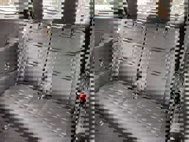 Certified 2024 Ford Explorer XLT w/ Equipment Group 202A image 10