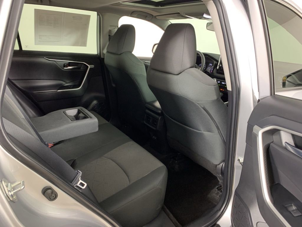 Used 2022 Toyota RAV4 XLE w/ Convenience Package AWD/4WD image 36