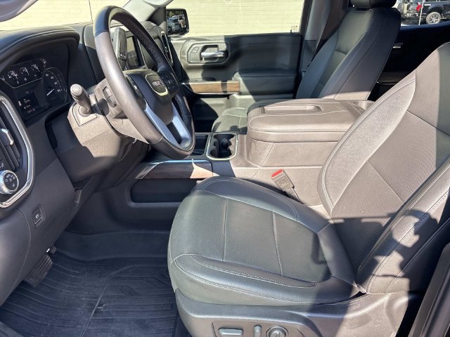 Used 2022 GMC Sierra 1500 SLT w/ SLT Premium Plus Package AWD/4WD image 11