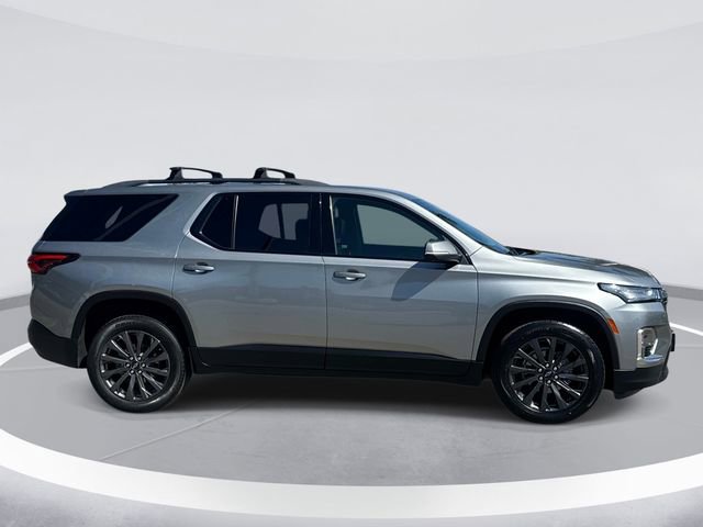 Used 2023 Chevrolet Traverse RS FWD image 4