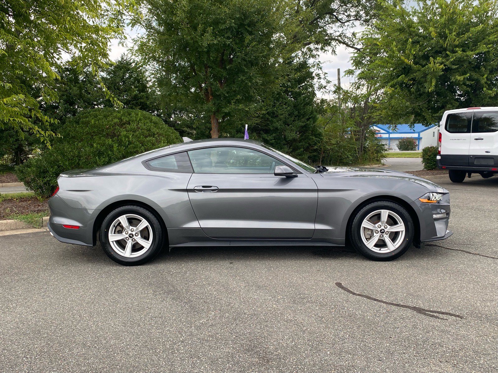 Certified 2022 Ford Mustang Coupe RWD image 3