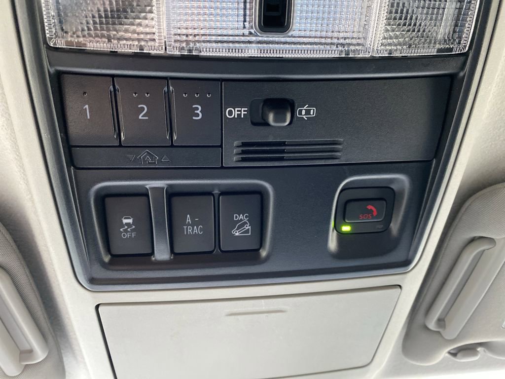 Used 2024 Toyota 4Runner SR5 Premium image 31