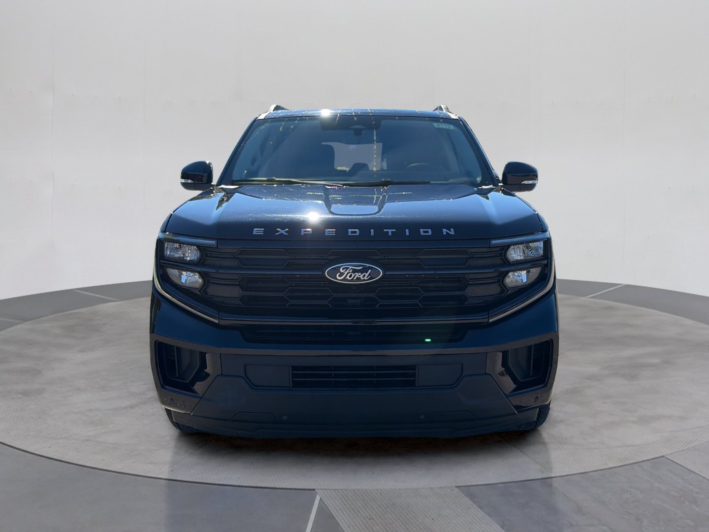 Certified 2025 Ford Expedition Active AWD/4WD image 10