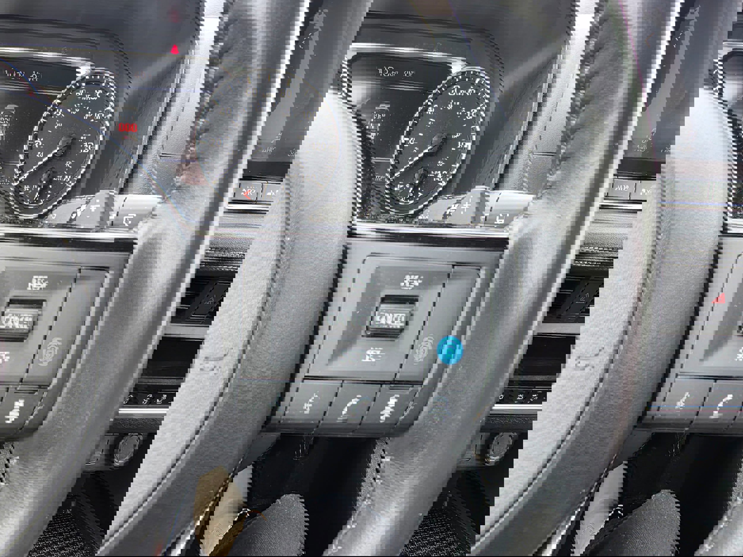 Used 2023 Nissan Rogue SV w/ SV Premium B Package image 16