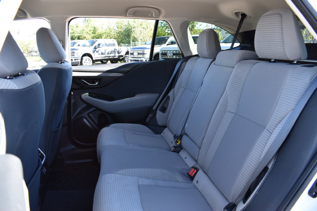 Used 2024 Subaru Outback Premium AWD/4WD image 28