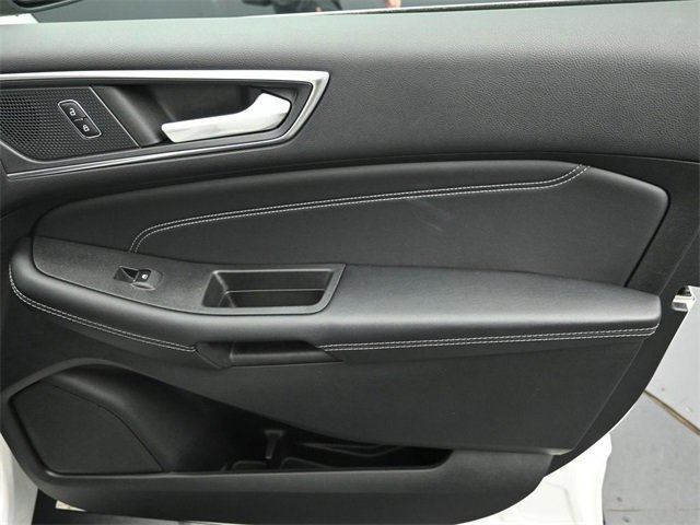 Certified 2022 Ford Edge Titanium image 44