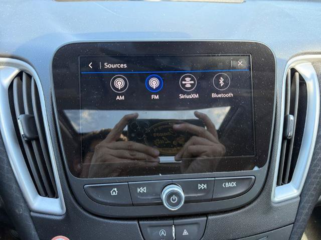 Used 2024 Chevrolet Malibu LT FWD image 17