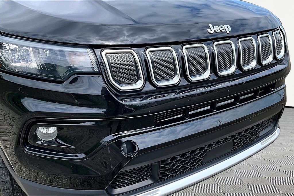 Used 2022 Jeep Compass Limited AWD/4WD image 28
