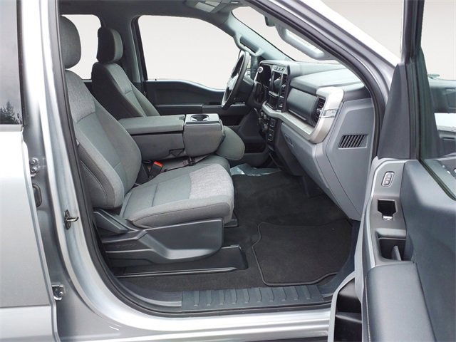 Certified 2024 Ford F350 XLT w/ 360-Degree Camera Package image 15