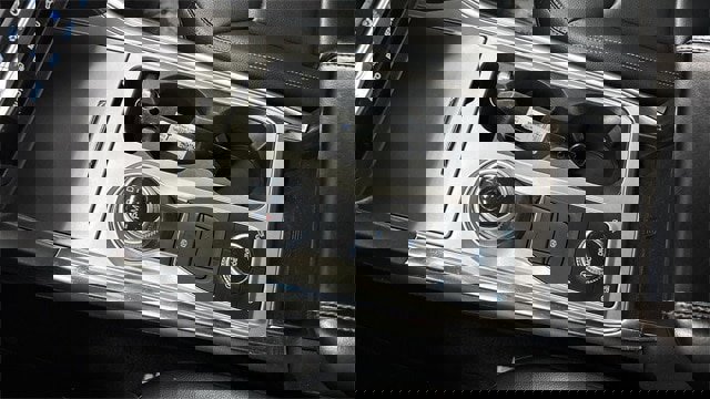 Certified 2020 Ford Explorer XLT w/ Equipment Group 202A image 11