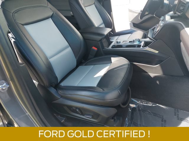 Certified 2022 Ford Explorer XLT w/ Equipment Group 202A AWD/4WD image 10