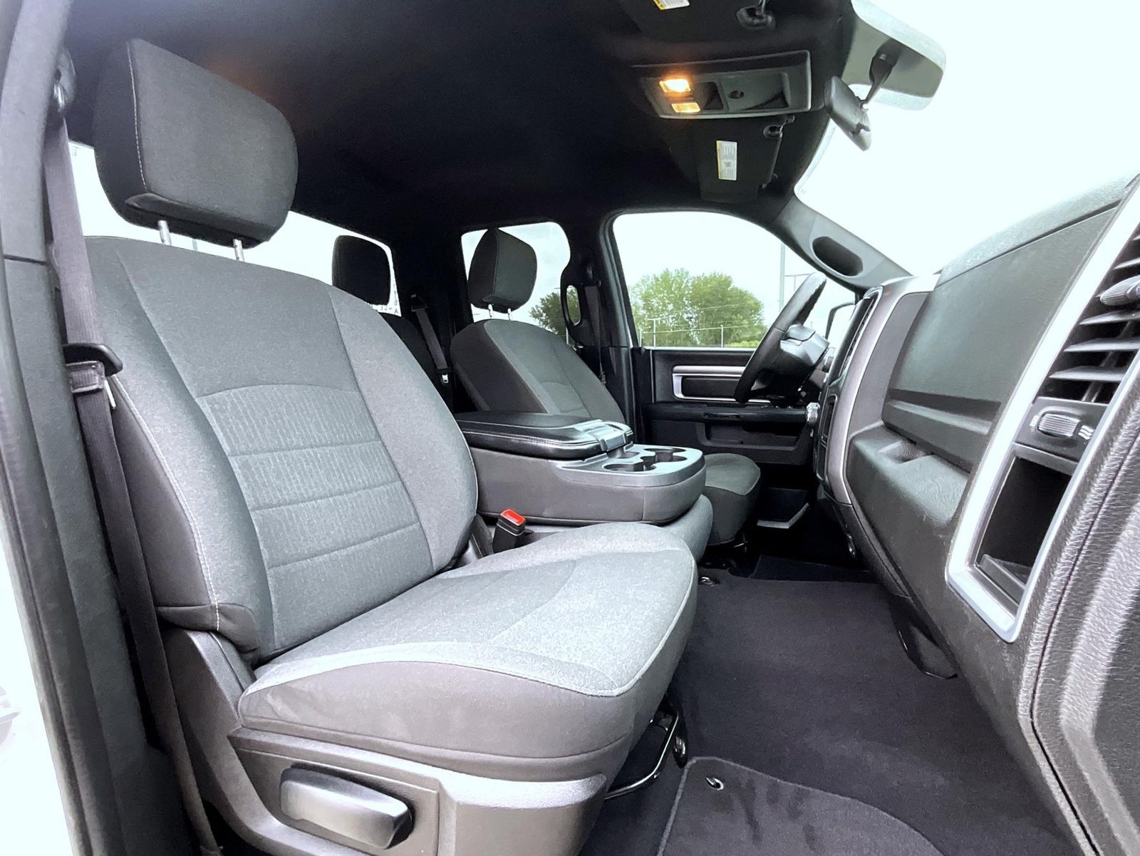 Used 2021 RAM 1500 Warlock AWD/4WD image 17