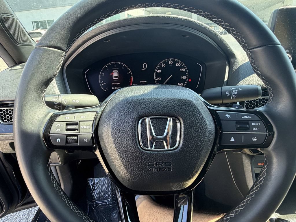 Used 2025 Honda Civic Sport image 26