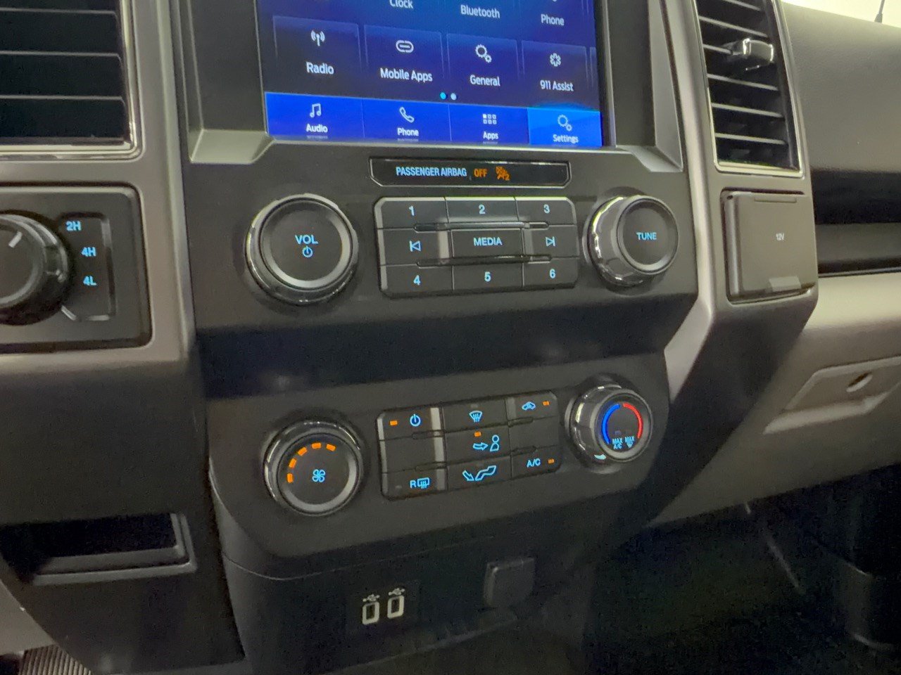 Certified 2020 Ford F150 XLT w/ Equipment Group 301A Mid AWD/4WD image 22
