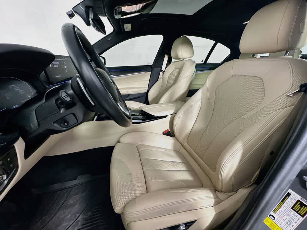 Used 2022 BMW 530i w/ Premium Package RWD image 12